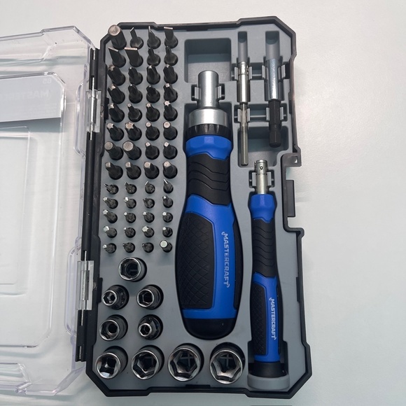 Mastercraft 65-pc Ratcheting Screwdriver and Precision Screwdriver Set - Picture 3 of 4